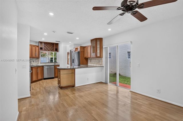 1485 Seabay Rd, Weston, FL 33326