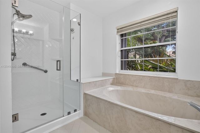 1485 Seabay Rd, Weston, FL 33326