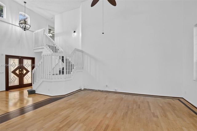 1485 Seabay Rd, Weston, FL 33326