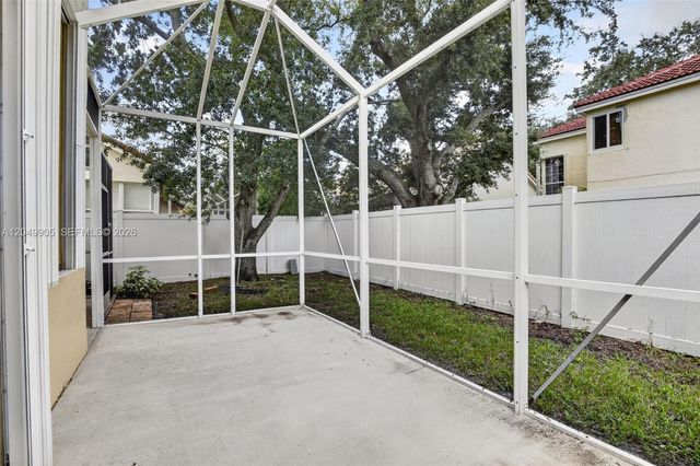 1485 Seabay Rd, Weston, FL 33326