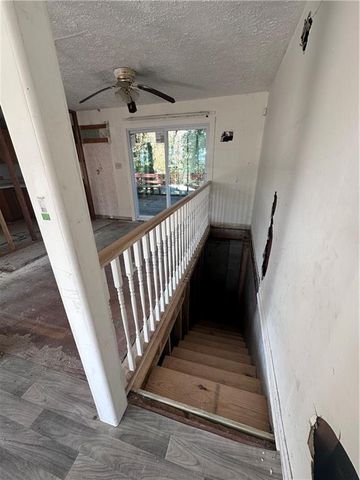 4245 Utoy SW Court, Atlanta, GA 30331