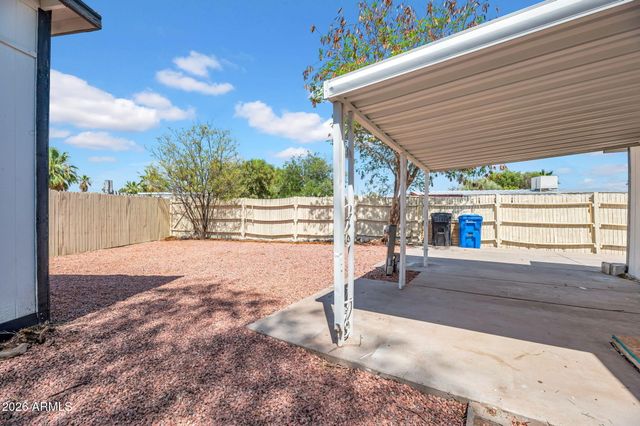 322 E WAGONER Road, Phoenix, AZ 85022