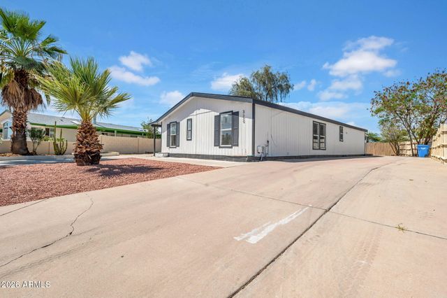 322 E WAGONER Road, Phoenix, AZ 85022