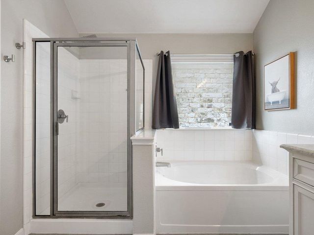 608 Ranier LN, Round Rock, TX 78665