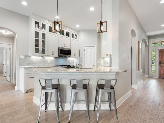 608 Ranier LN, Round Rock, TX 78665