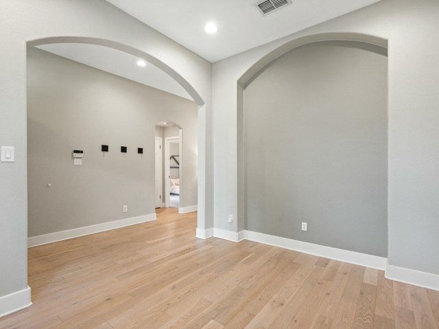 608 Ranier LN, Round Rock, TX 78665