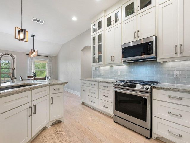 608 Ranier LN, Round Rock, TX 78665