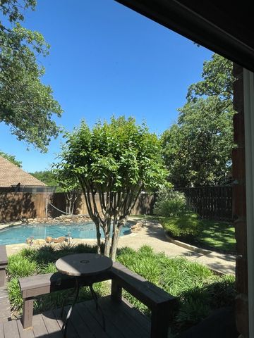 2480 Glen Ridge Drive, Highland Village, TX 75077