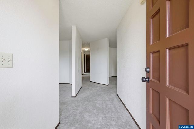 4864 Towhee Ct S, Salem, OR 97302