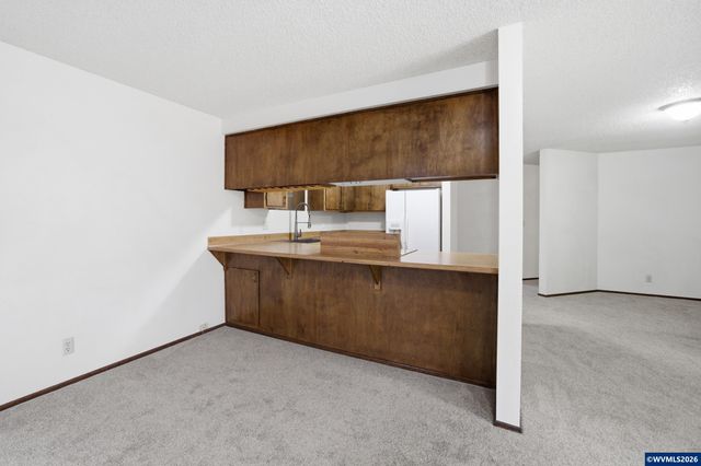 4864 Towhee Ct S, Salem, OR 97302