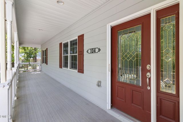 104 Greenside Lane, Sanford, NC 27332