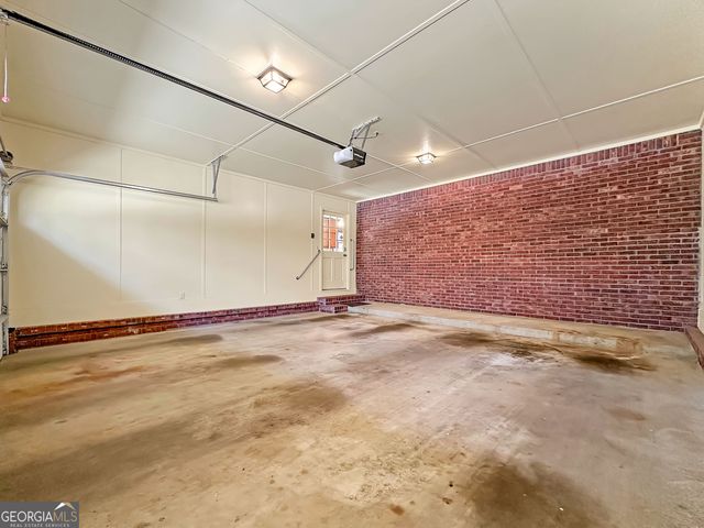 145 Cedar Circle, Fayetteville, GA 30214