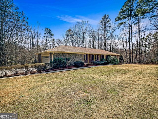 145 Cedar Circle, Fayetteville, GA 30214