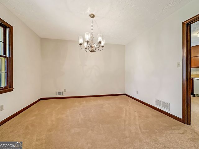 145 Cedar Circle, Fayetteville, GA 30214