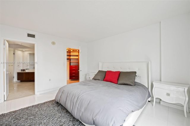 200 Sunny Isles Blvd 2-806, Sunny Isles Beach, FL 33160