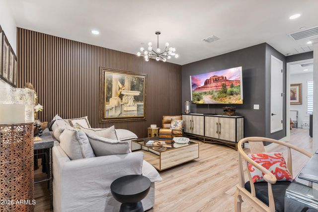 1956 W KINFIELD Trail, Phoenix, AZ 85085