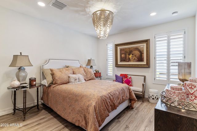 1956 W KINFIELD Trail, Phoenix, AZ 85085