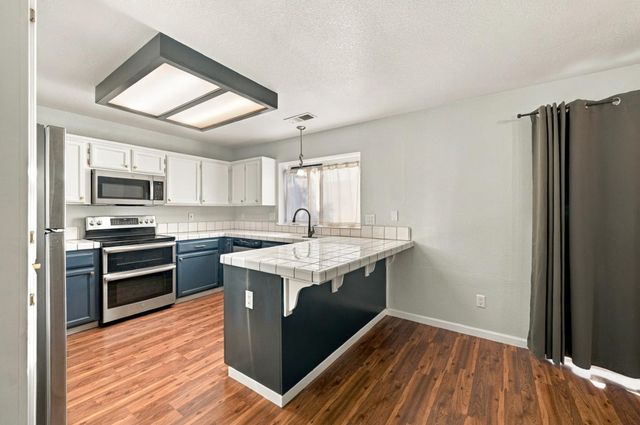 5413 Sugar Creek Lane, Salida, CA 95368