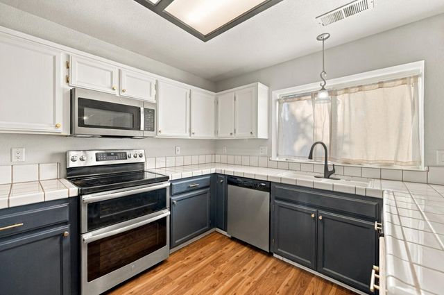 5413 Sugar Creek Lane, Salida, CA 95368