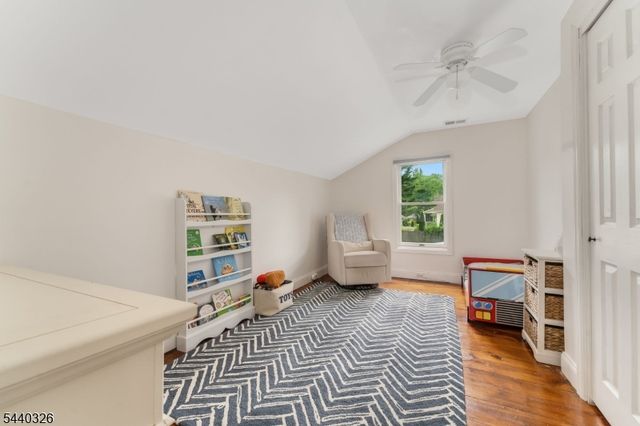 105 Main St, Lebanon Boro, NJ 08833