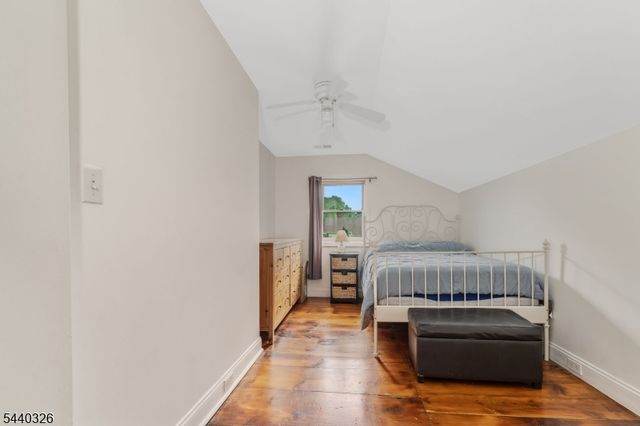 105 Main St, Lebanon Boro, NJ 08833