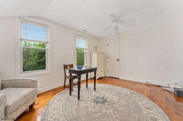 105 Main St, Lebanon Boro, NJ 08833