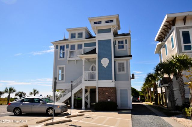 6959 Cambria Court SW, Ocean Isle Beach, NC 28469