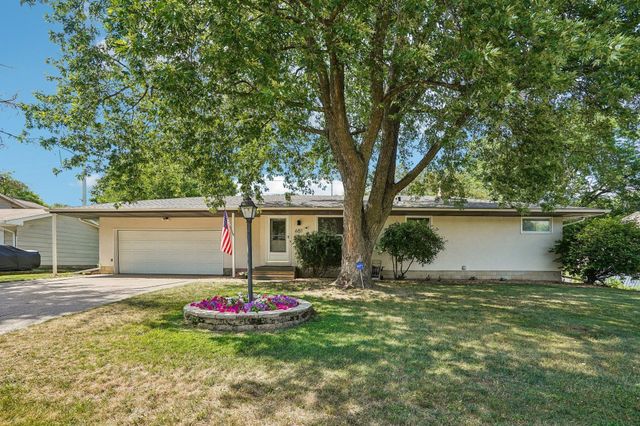 681 Terrace Drive, Roseville, MN 55113
