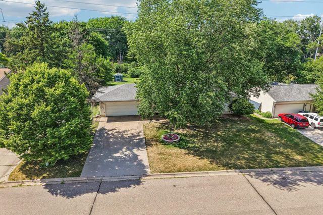 681 Terrace Drive, Roseville, MN 55113