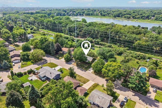 681 Terrace Drive, Roseville, MN 55113