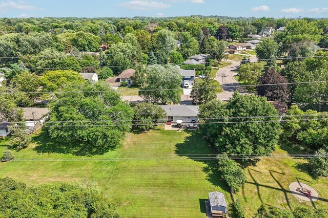 681 Terrace Drive, Roseville, MN 55113