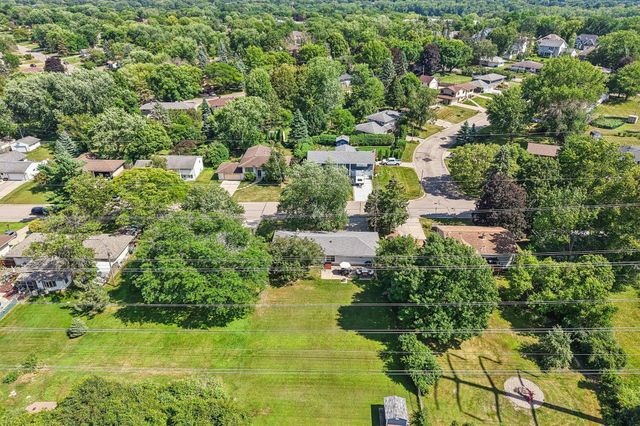 681 Terrace Drive, Roseville, MN 55113