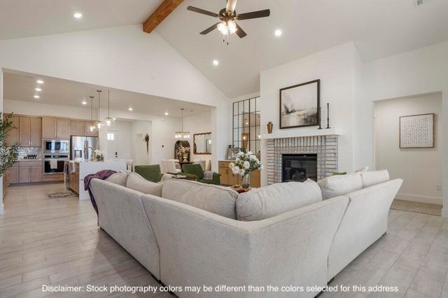 1702 Mando Lane, Webb City, MO 64870