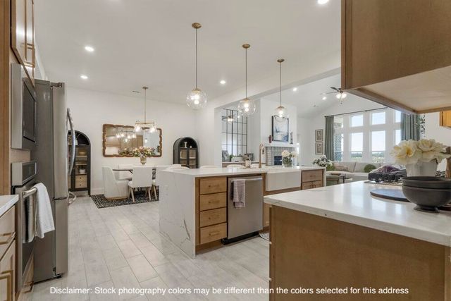 1702 Mando Lane, Webb City, MO 64870