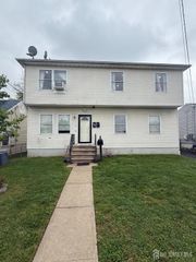 17 Spruce Street 2, Carteret, NJ 07008