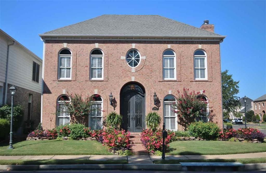 9945 WESTWOOD MANOR DR, Collierville, TN 38139