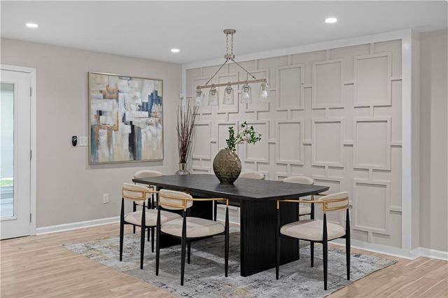 659 Lynn Valley SW Road, Atlanta, GA 30311