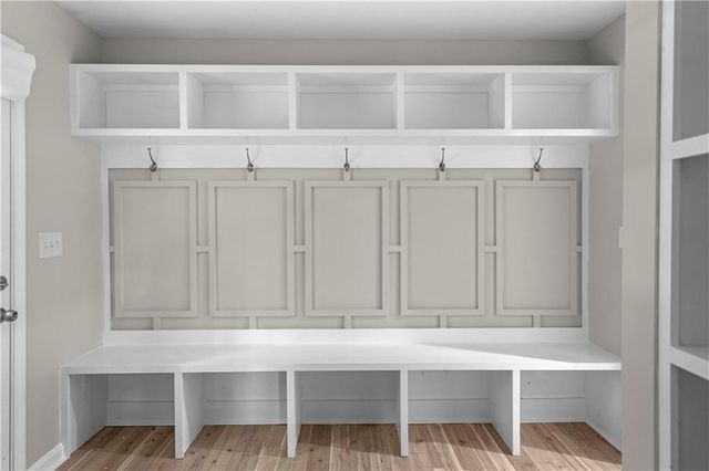 659 Lynn Valley SW Road, Atlanta, GA 30311