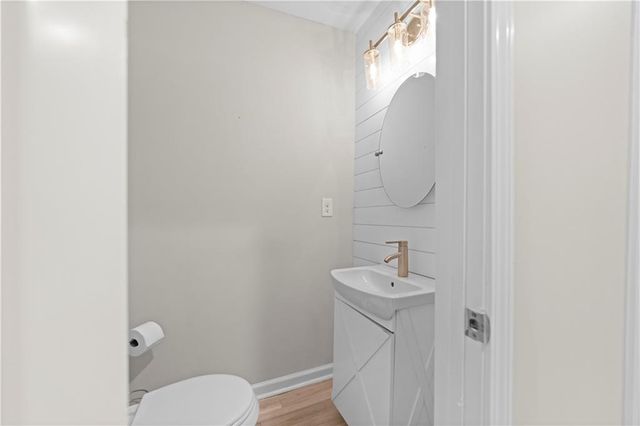 659 Lynn Valley SW Road, Atlanta, GA 30311