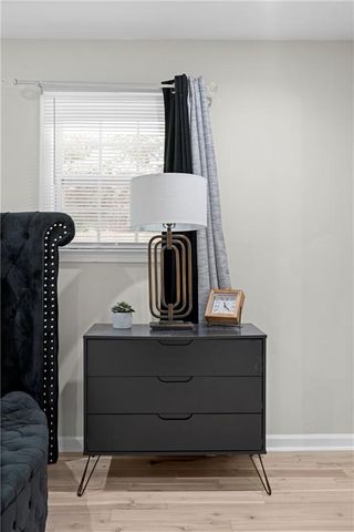 659 Lynn Valley SW Road, Atlanta, GA 30311