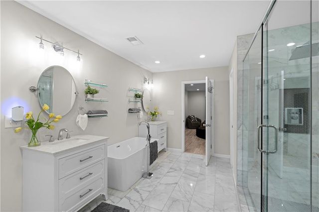 659 Lynn Valley SW Road, Atlanta, GA 30311