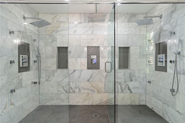 659 Lynn Valley SW Road, Atlanta, GA 30311