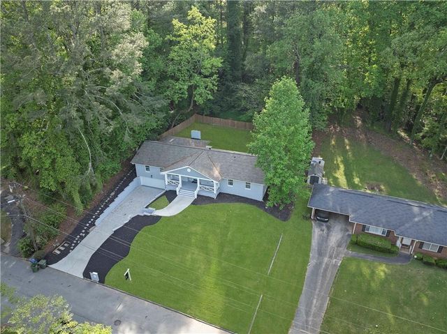 659 Lynn Valley SW Road, Atlanta, GA 30311