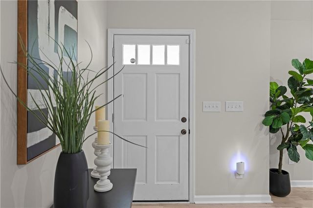 659 Lynn Valley SW Road, Atlanta, GA 30311