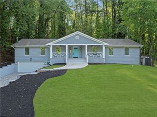 659 Lynn Valley SW Road, Atlanta, GA 30311