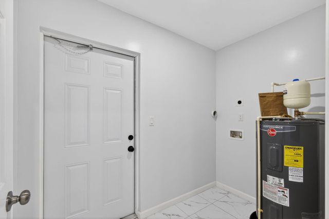 3255 Avenue J, Riviera Beach, FL 33404