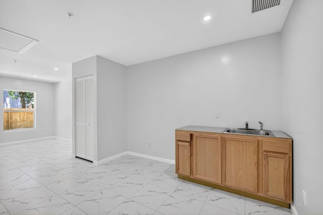 3255 Avenue J, Riviera Beach, FL 33404