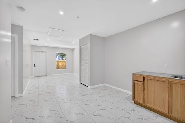 3255 Avenue J, Riviera Beach, FL 33404