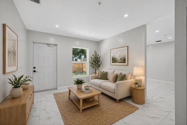 3255 Avenue J, Riviera Beach, FL 33404