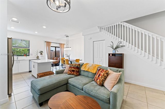 11755 SW 246th ter, Homestead, FL 33032